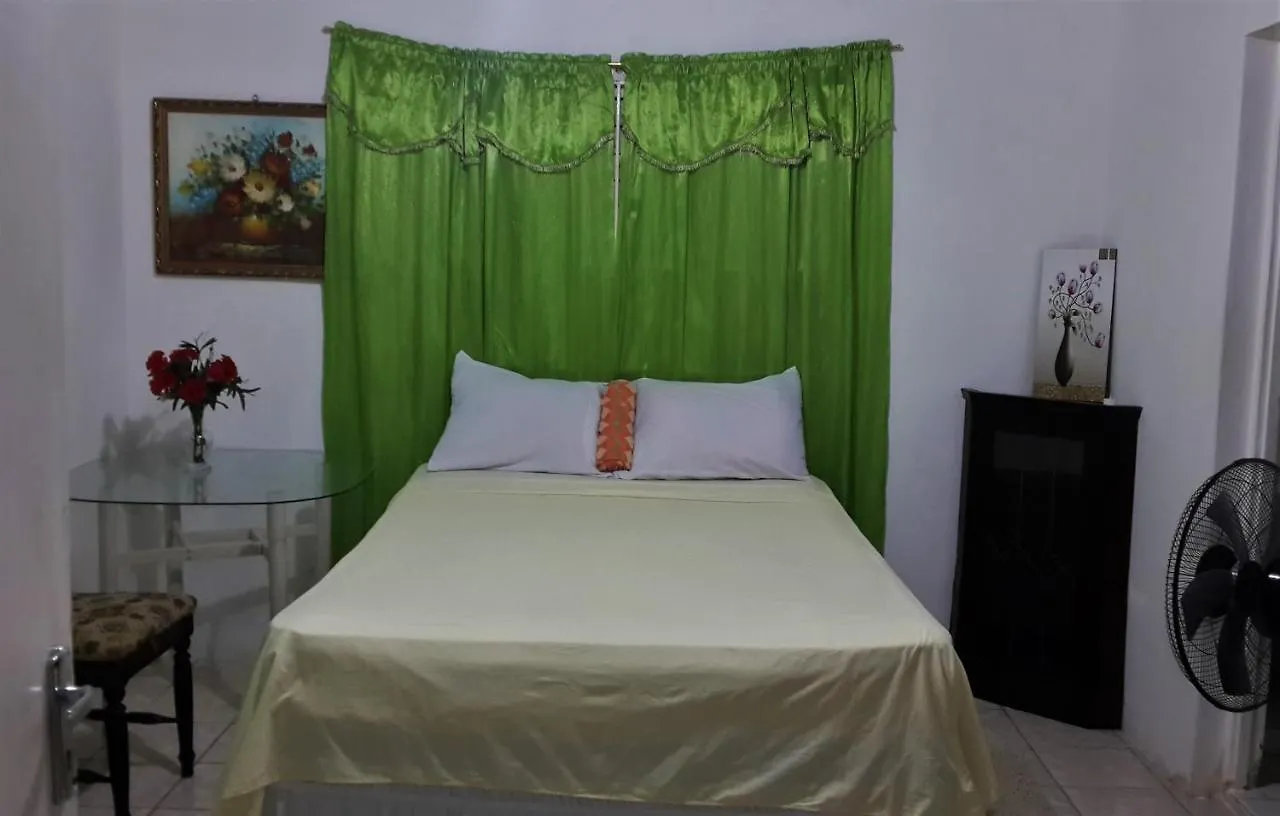 Aparthotel Content Guest House Ocho Rios Jamaica